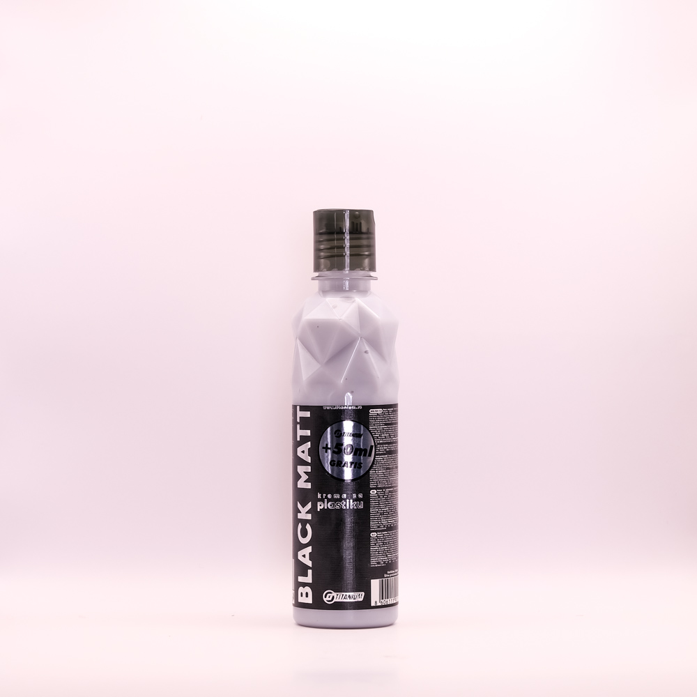 Titanium Black Matt krema za plastiku 250ml Titanium Black Matt krema za plastiku 250ml